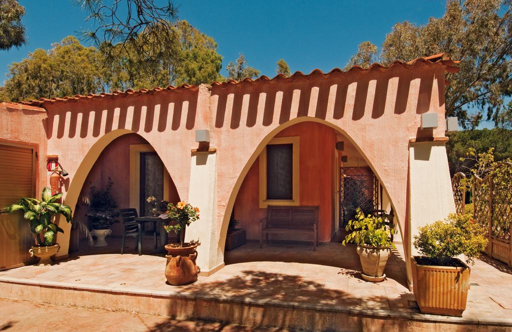 Villaggio Camping Spiaggia Del Riso Villasimius Εξωτερικό φωτογραφία