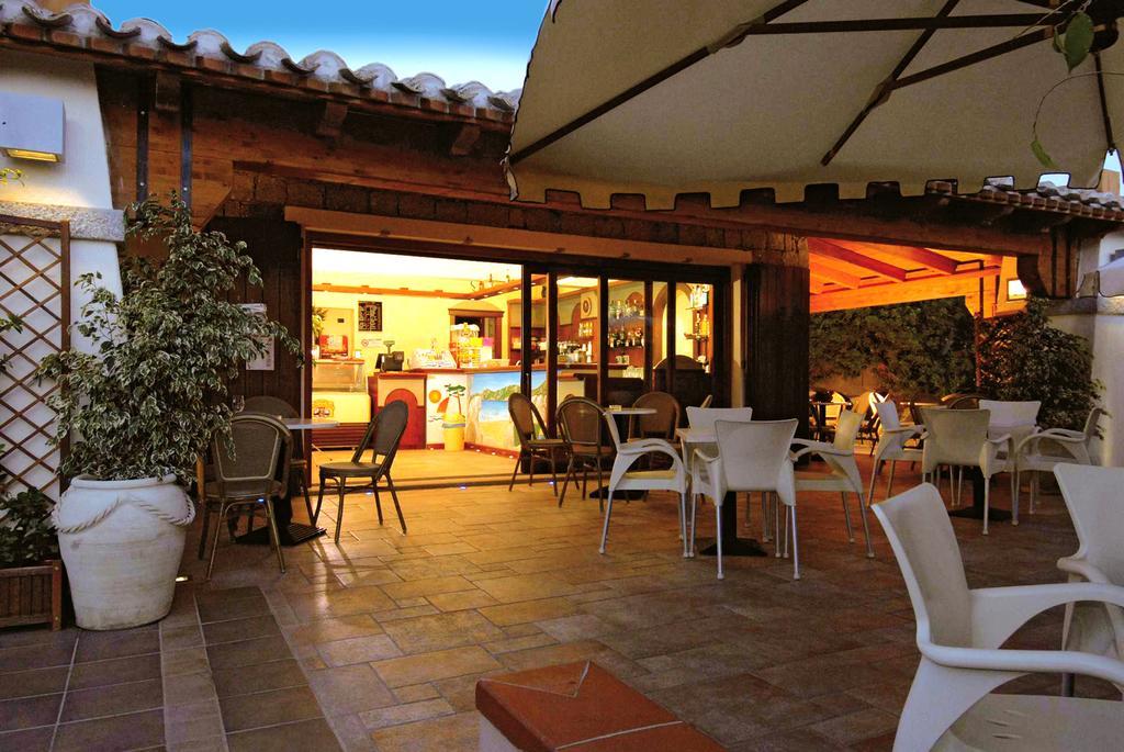 Villaggio Camping Spiaggia Del Riso Villasimius Εξωτερικό φωτογραφία