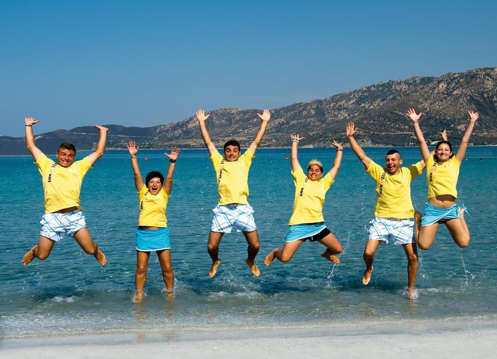 Villaggio Camping Spiaggia Del Riso Villasimius Εξωτερικό φωτογραφία