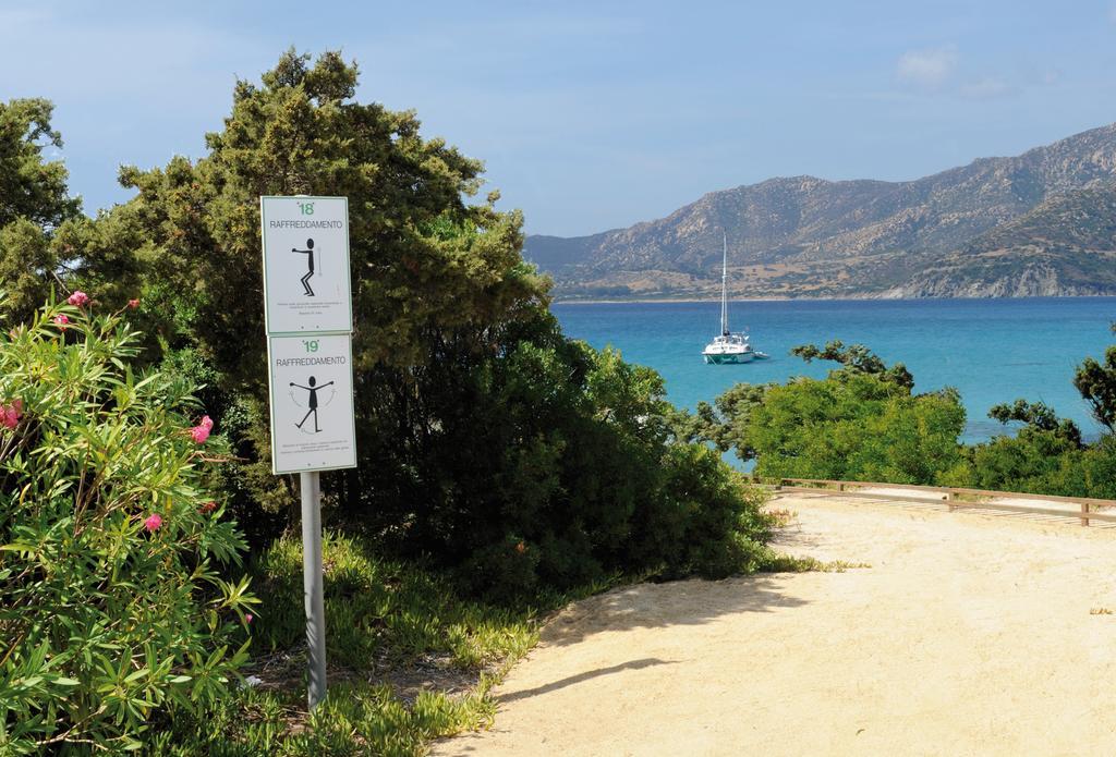 Villaggio Camping Spiaggia Del Riso Villasimius Εξωτερικό φωτογραφία
